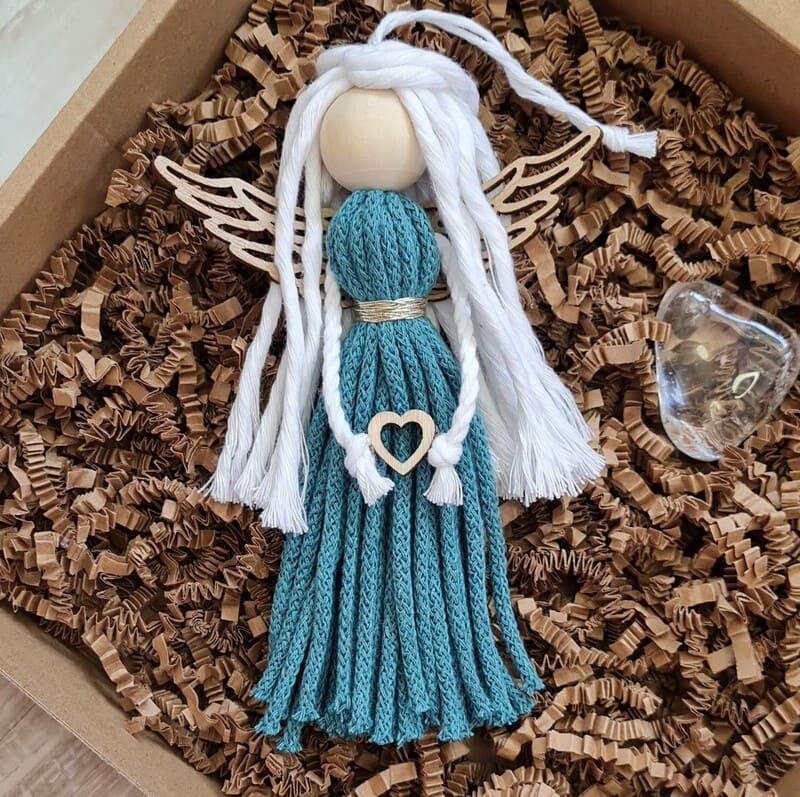 Dárková sada anděl macramé MOŘSKÝ VÁNEK s dřevěnými křídly s křišťálem