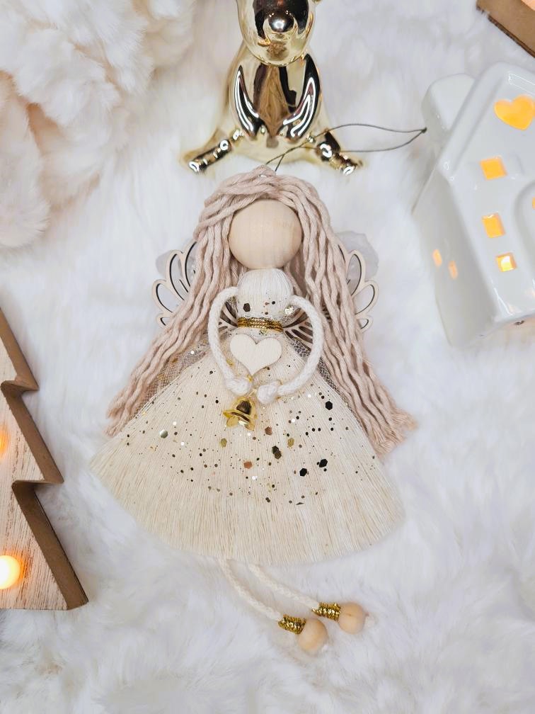 Anděl macramé VÁNOČNÍ SEN ANDĚL NATURELA GOLD Č.1