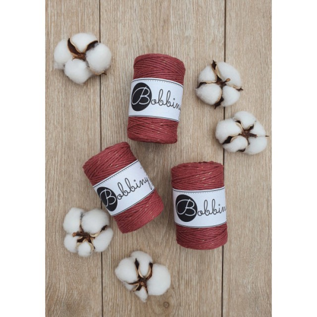 MACRAME BABY DIVOKÁ RŮŽE SE ZLATOU NITKOU (GOLDEN WILD ROSE)