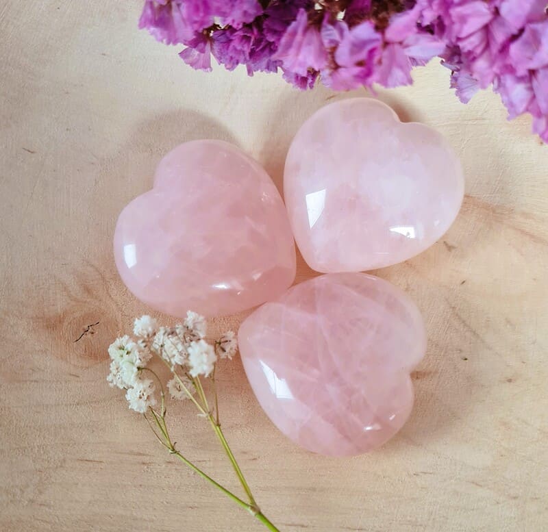 Růženínové srdíčko ručně broušené (sebeláska, sebepřijetí, vyrovnání psychiky)