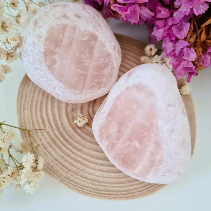 Růženín napůl broušený s krásným okýnkem XXL TOP kvalita (sebeláska, vztahy, partnerství)