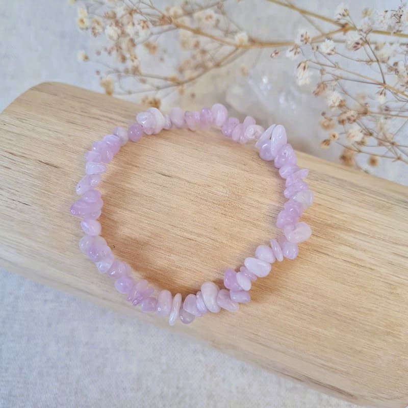 Kunzit náramek sekaný AA kvalita (srdeční čakra, intuice, pokora, láska) 