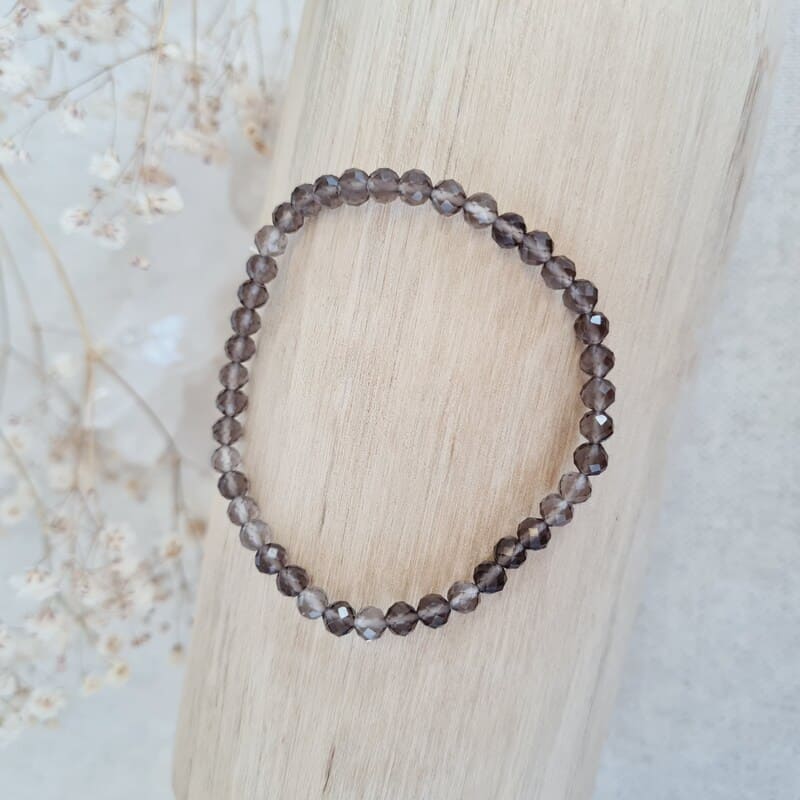 Záhněda náramek broušený 4 mm (ochrana, psychika, uzemnění)