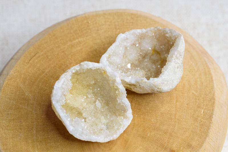 Křišťálová geoda - obě půlky - Maroko - velikost 4-5 cm