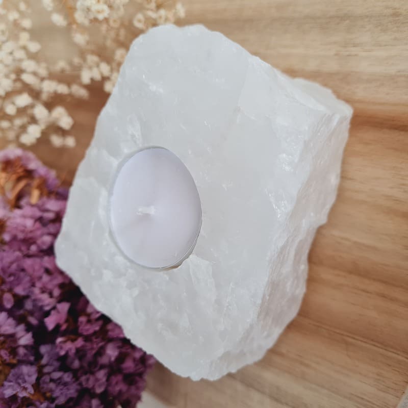 Křišťál svícen (ochrana, síla, jasnozřivost)