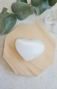 Selenitové srdíčko malé (zklidnění, uvolnění, meditace, jasnozřivost)