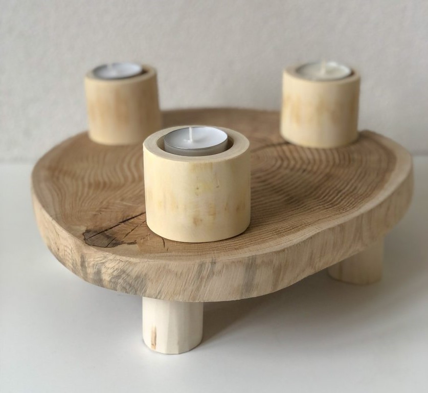 Svícínek na svíčku