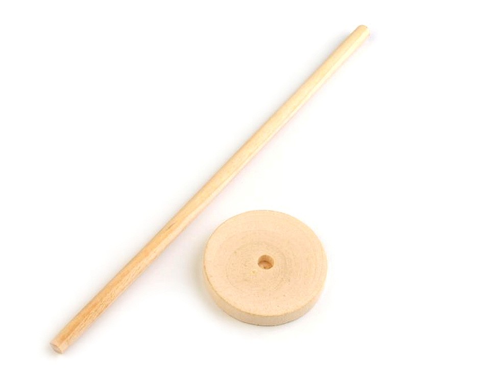 Dřevěný stojan na výrobu macramé anděla