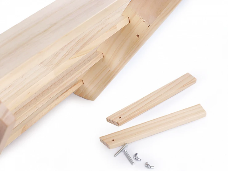 Dřevěný stojan / dekorační schůdky