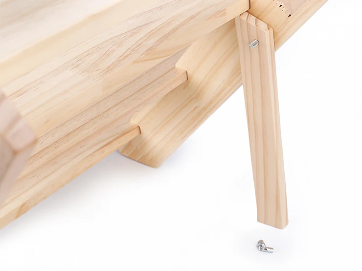 Dřevěný stojan / dekorační schůdky