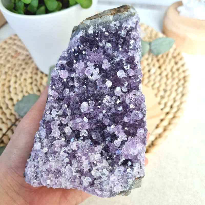 Ametystová drúza - 0,880 kg č.15 (ochrana, harmonie, čištění prostoru)
