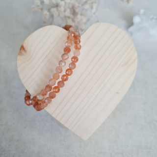 Sluneční kámen náramek broušený 5 mm (radost do života, energie, psychika, hojnost)