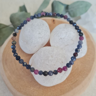 Safír a Rubín náramek broušený 4 mm (jasnozřivost, intuice, komunikace, vášeň, láska, sexualita) 