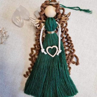 Anděl macramé  PATRICIE s dřevěnými křídly